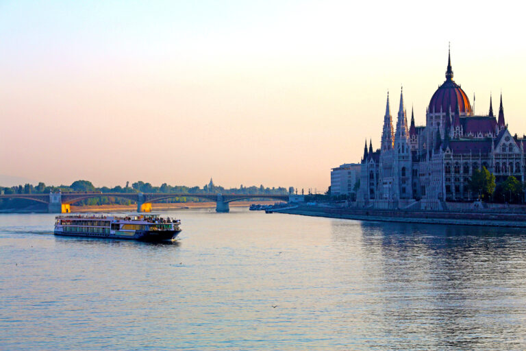 Avalon Waterways