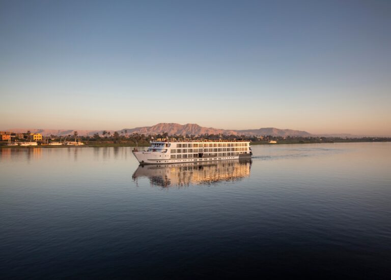 UNIWORLD Boutique River Cruises